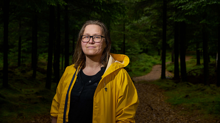 Olaug Nilssen klar med ny roman til hausten "Yt etter evne, få etter behov"