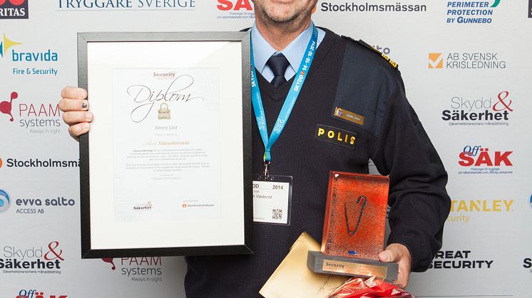 Johnny Lindh kammade hem Säkerhetsnålen
