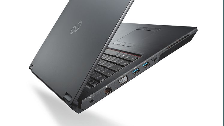 Fujitsu CELSIUS_H970_side