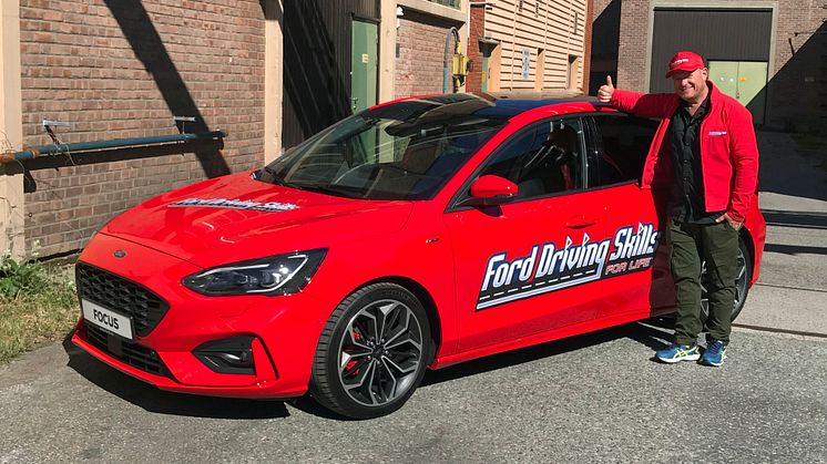 Forsterker laget:  Jan Erik Larssen skal sammen med Autoriserte Trafikkskolers Landsforbund jobbe for at fjorårets suksess, Ford Driving Skills For Life, i år skal få med enda flere deltagere. 