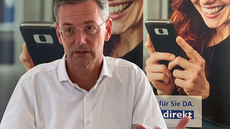 Presse-Frühstück: Peter Stockhorst, CEO der DA Direkt, stellt Marktoffensive vor.