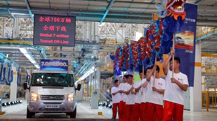 FORD TRANSIT NR. 7 MILLIONER - 3