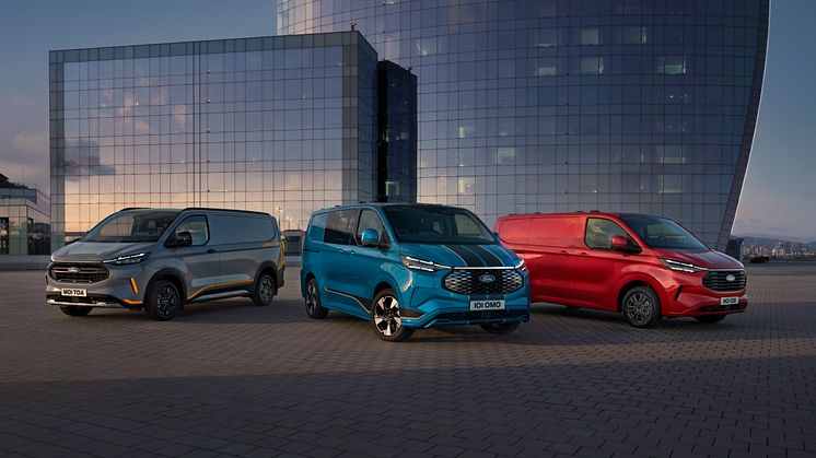 2022_FORD_TRANSIT Custom RANGE TRAIL BEV-SPORT LIMITED (2)