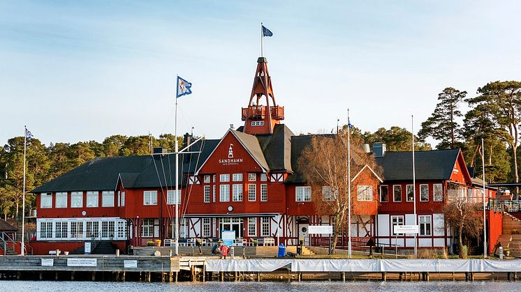 Renovering på Sandhamn Seglarhotell, sedan ett par år tillbaka arbetar man efter en femårsplan för att lyfta standarden såväl exteriört som interiört.