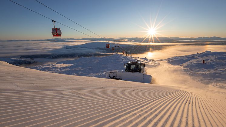 Vintersäsongen är äntligen här – SkiStars backar öppnar för skidåkning. Foto: SkiStar