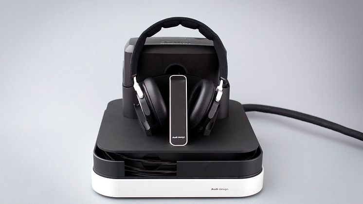 Virtual reality experience device
