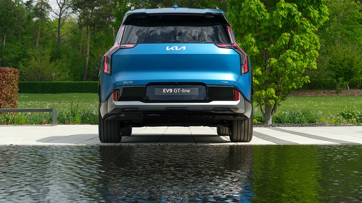 KIA_EV9-GTLine-Static-hires_05