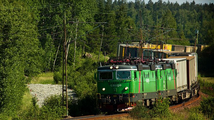 Minskade förseningar, men fler för tidiga tåg inom godstrafiken under covid-19