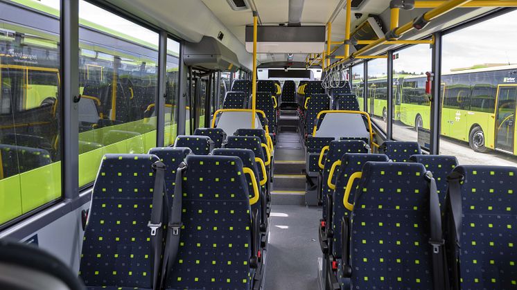 Laventré-bussene har lavt og flatt gulv mellom for- og midtdør. Det letter inn- og utstigning i vesentlig grad.