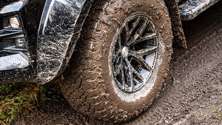ISUZU_D-Max_AT35_251121_06