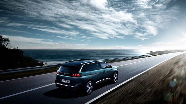 Nya Peugeot 5008 SUV