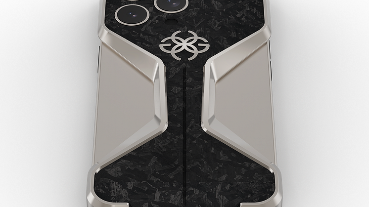 iPhone16 OpenFrame Titanium Bottom.png