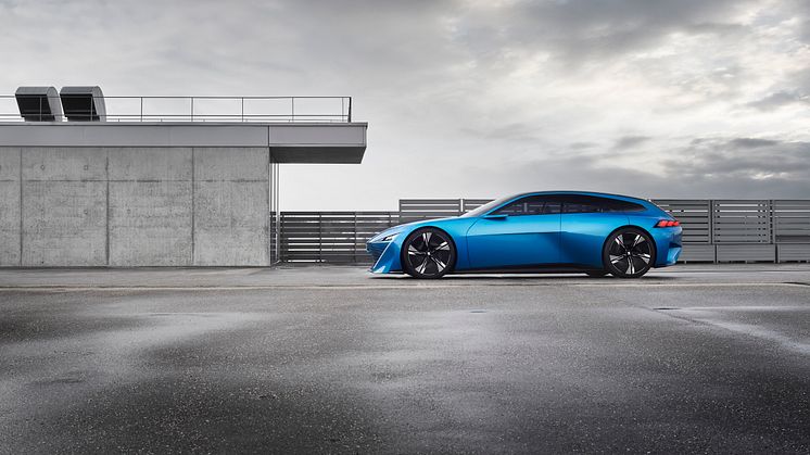 PEUGEOT_INSTINCTCONCEPT_2702PB005