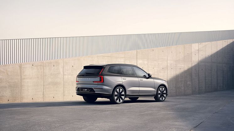 Volvo_EX90_Excellence