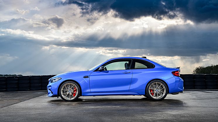BMW M2 CS