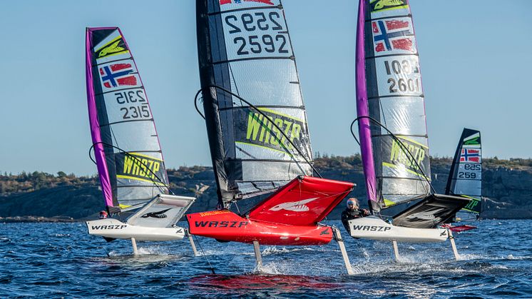 WASZP: 180 slike joller vil konkurrere ute på Sandefjordsfjorden kommende helg og til neste uke. FOTO: Morten Jensen