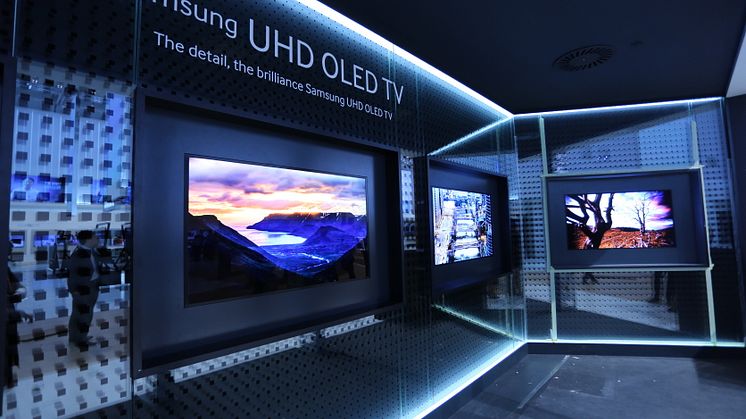 Samsung UHD OLED TV (2)