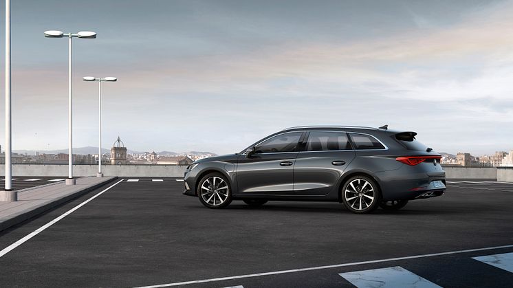 SEAT-launches-the-all-new-SEAT-Leon_07_HQ