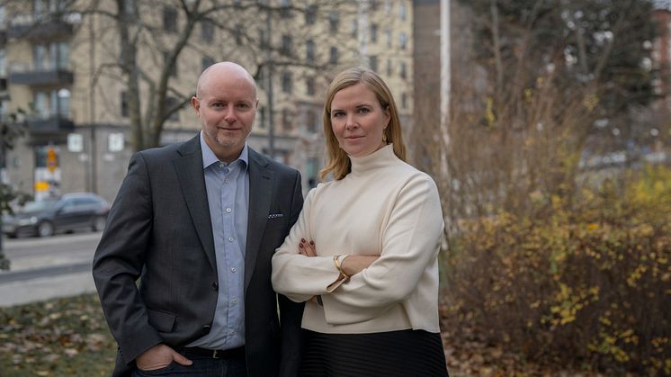 Mattias Synnergren, Ansvarig Fastighetsrätt och Caroline Blomsten, Strategi- och utvecklingschef.