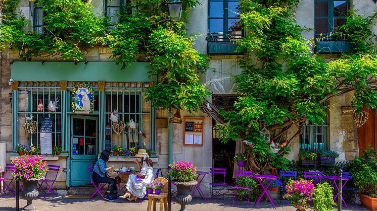 2. Paris