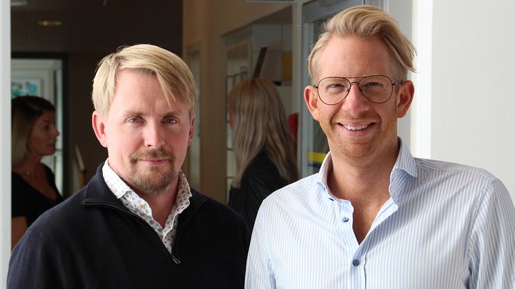 Andreas Ödman och Erik Douglasson berättar om hur vi kan skapa en effektivare löneprocess med hjälp av robotisering.