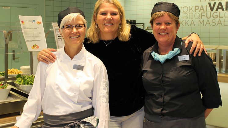 Fra venstre: Lene Skogheim, Cathrine Taulow og Anita Vollan er alle enige om at HMS handler like mye om å ta vare på hverandre, som på seg selv.