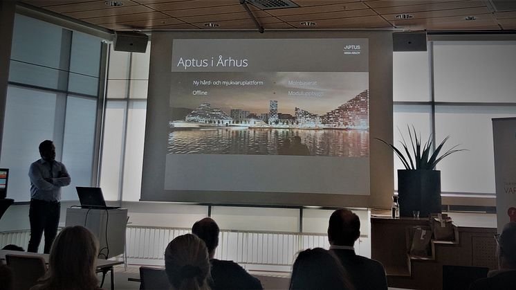 Robert Almqvist presenterar Aarhus, DK 