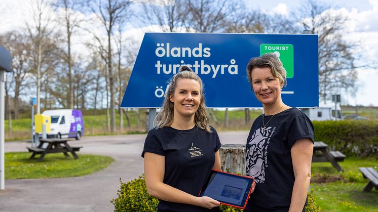 Emilia Tengel och Madelene Hallström på Ölands Turismorganisation. Foto: Marcus Carlsson