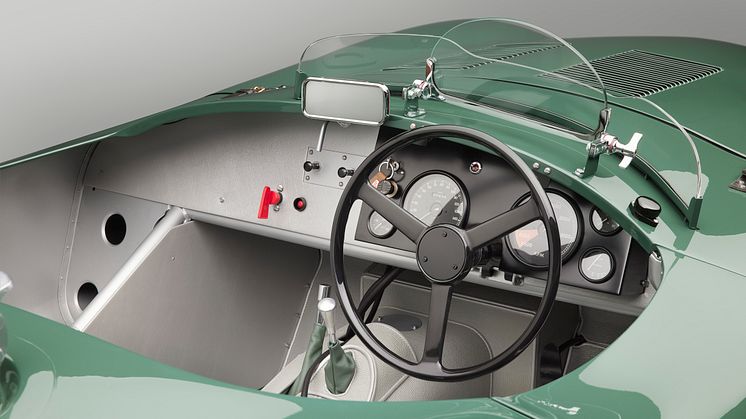 1134_SC_JagCtype_DETAILS_Dash1_v3b