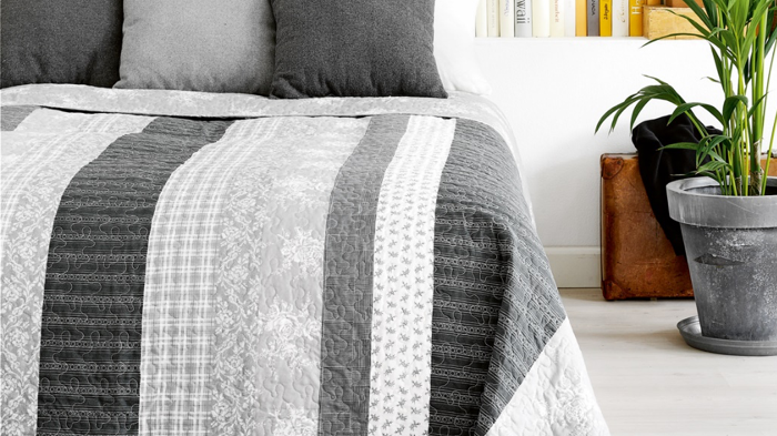 TREND ALERT: JYSK KORNBLOMST BED THROW 