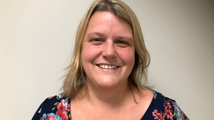 Anna Bergström, speciallärare på Lejonströmsskolans grundsärskola, är en av tre finalister till lärarpriset Guldäpplet.
