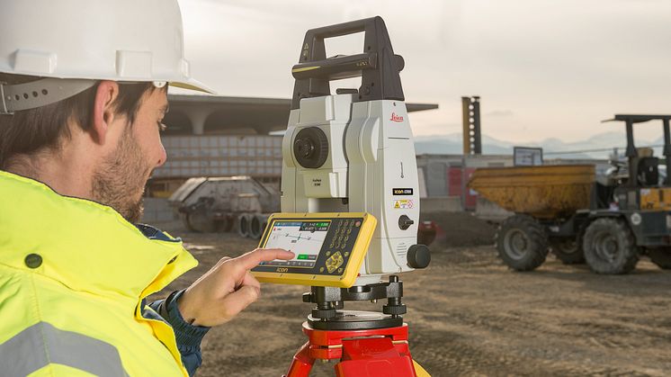 Leica iCR80 totalstation