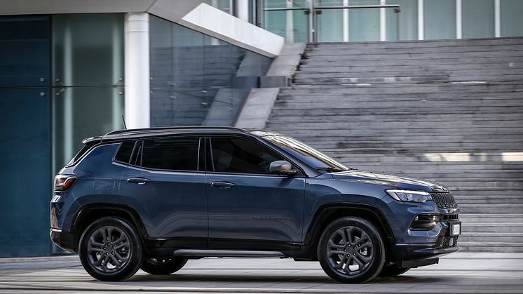 2.  New Jeep� Compass 80th Anniversary