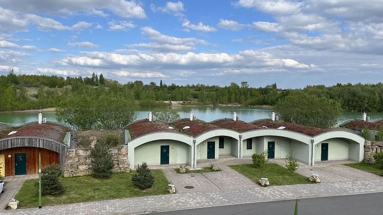 LAGOVIDA - Das Ferienresort am Störmthaler Seerena Daser.jpg