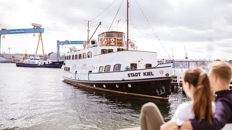 Urlaub in Kiel steht für Stadt - Strand - Meer. Entspannung, Shopping und stets das maritime Flair mitten in der Stadt