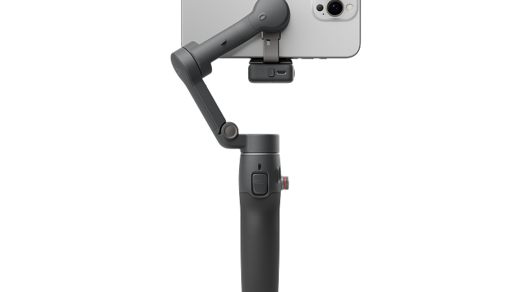 osmo mobile 7P with phone-4.png