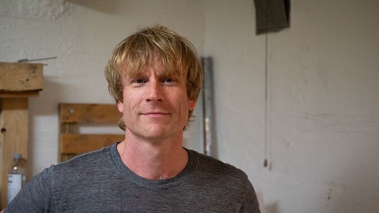 Kopia av porträtt Erik 1 foto Sandra Haraldsen (1).jpg