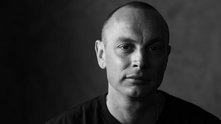 Erikshjälpen öppnar pop up-butik tillsammans med kända svenskar - med budskapet “inte till salu”