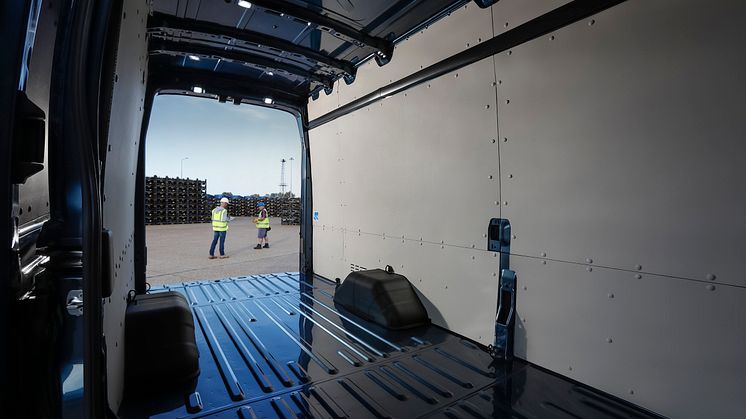 2020_FORD_TRANSIT_5T_07