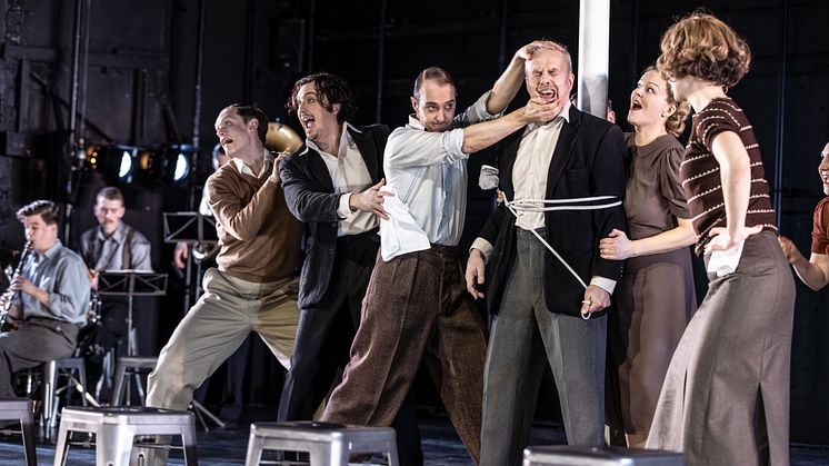 vita-hästen-elin-rombo-ensemble-folkoperan-mats-bäcker