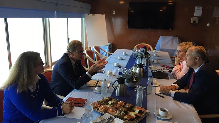 Besuch Dr. Bernd Buchholz auf der "Schleswig-Holstein"