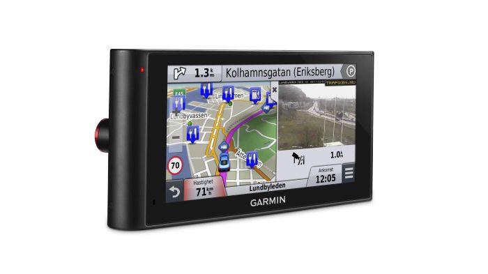 Garmin® nüviCam™ navigaattori ajotallentimella