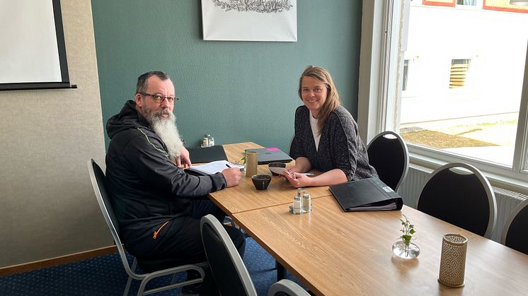 Peter Tjärnlund och Anna Israelsson inleder projektet Rågmjölvägen 