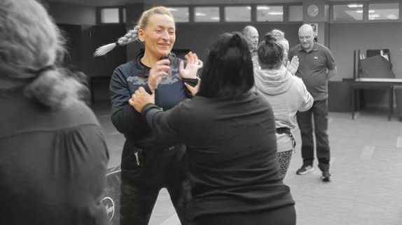 Alexandra Gunnarsson har läst Astars väktarutbildning i Norrköping och nu väntar jobb på Securitas.