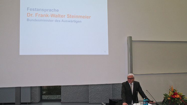 Verabschiedung der Absolventinnen und Absolventen des Akademischen Jahres 2013/2014