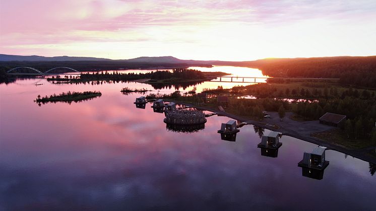 Midnight sun over Lule river