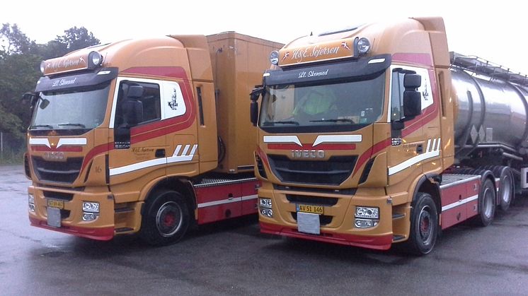 To nye tre-akslede Iveco Stralis med 560 hk til H & E Sejersen Transport 