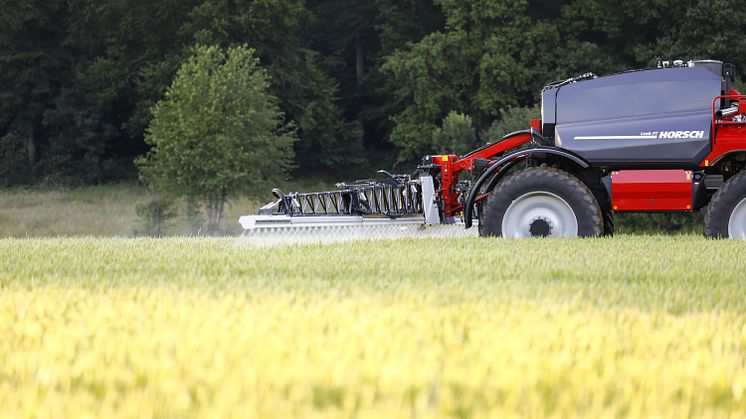 HORSCH Leeb 8.300 PT