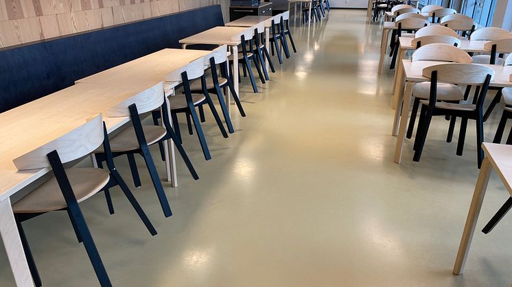 se-saw-Fornudden-skola-Flooring-03.jpg