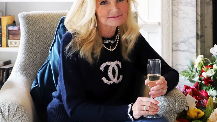 OriginalRgb_Portrett_Lucinda_Riley.jpg